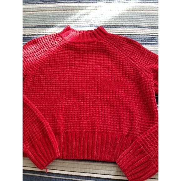 Divided H&M Womens Red Velvet Yarn Crop Sweater Long Sleeve Mock Neck Top Sz S - Picture 5 of 10